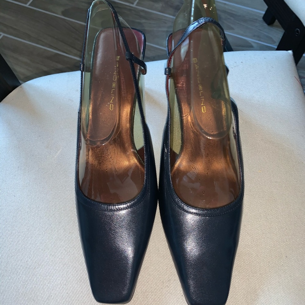 Bandolino Navy Blue Heeled Shoes!